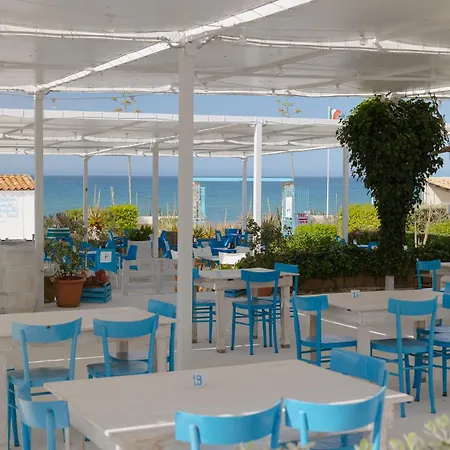Le 4 Stagioni Couette-café
