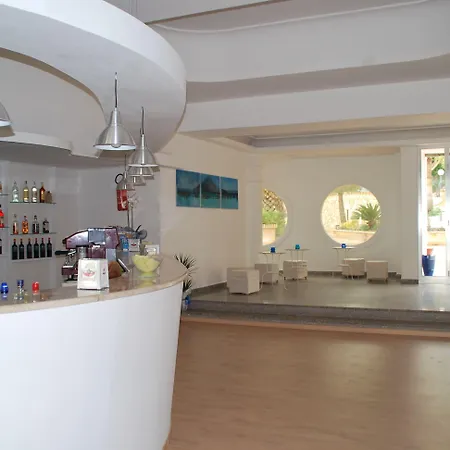 Le 4 Stagioni Bed & Breakfast